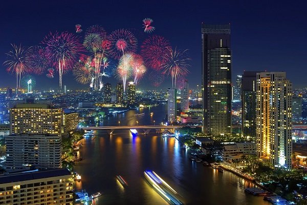 New Year’s Eve 2024 : Celebrate in Bangkok’s Splendor   
